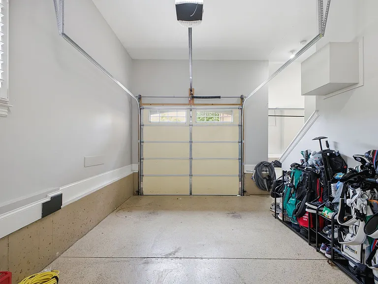 9617 Portofino Dr — Photo 47