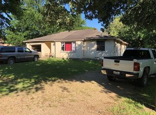 2822 Dennis Cir #A/B, Seagoville, TX 75159