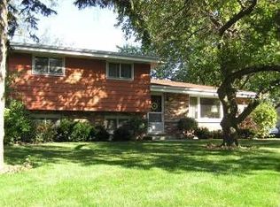 1685 Central Ave, Northbrook, IL