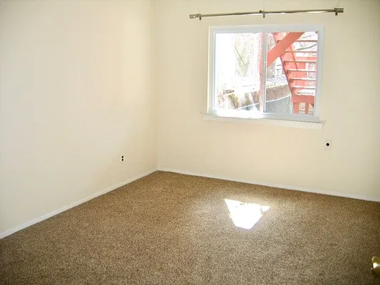 Rented by D'Andrea Craig Realty | media 4