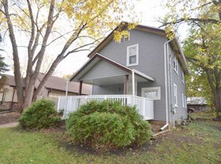 2627 Starkweather Rd, Rockford, IL 61107