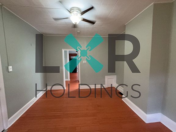 4th image of 132 W Hansberry St #1