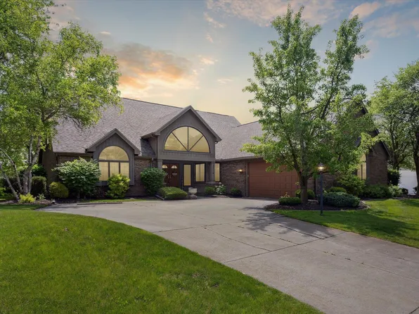 3714 Bent Oak Trl, Elkhart, IN 46517