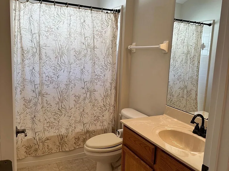 1439 Barrington Cir — Photo 20