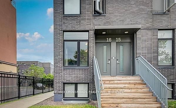 1st image of 1720 Simcoe St N #15