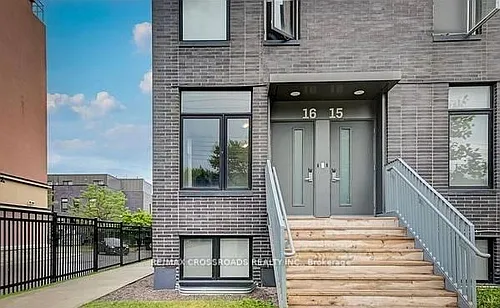 1720 Simcoe St N #15 Photo 1
