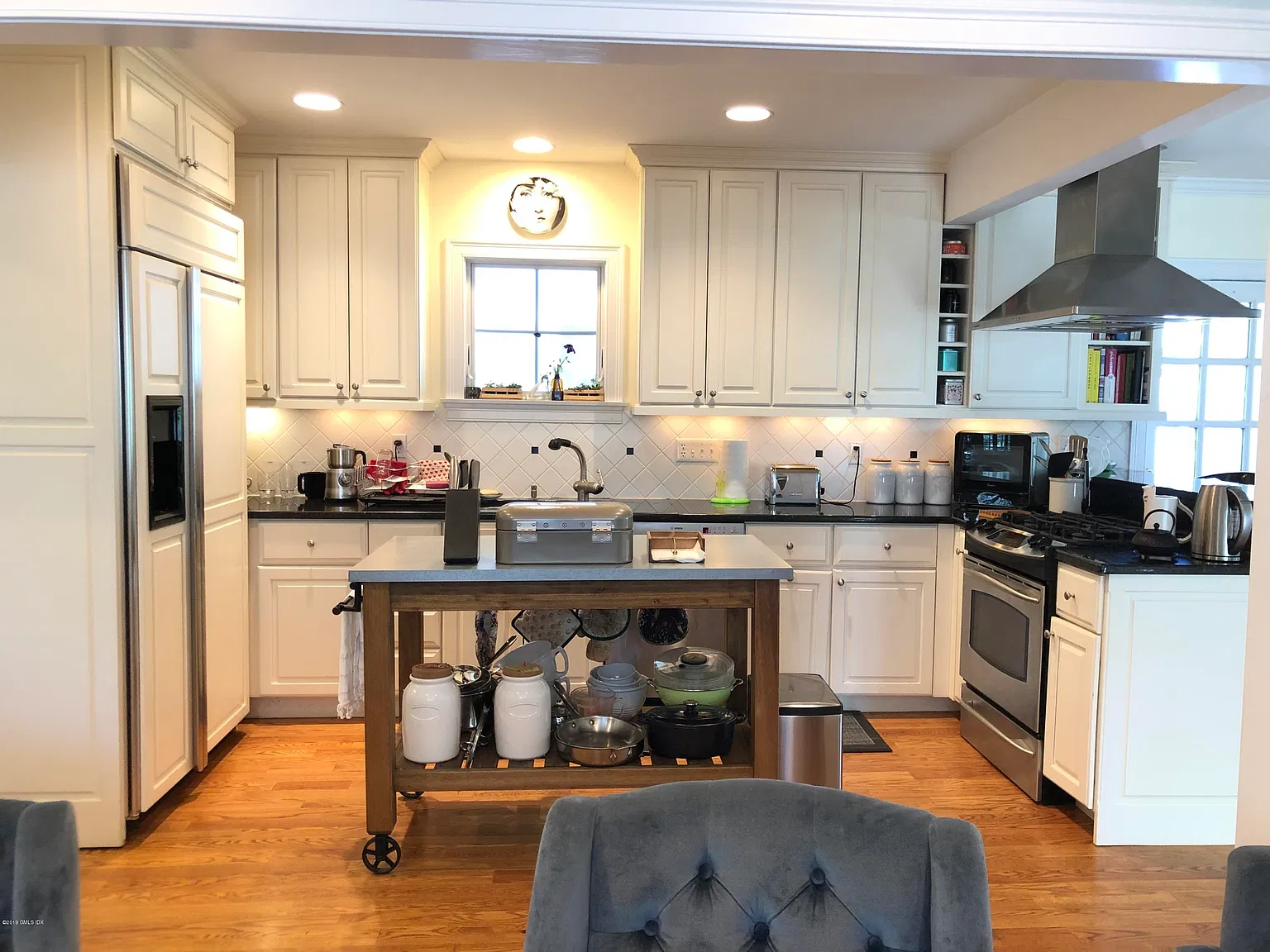 4 bed, 2.5 bath, 2475 sqft, $8,500 — Photo 4