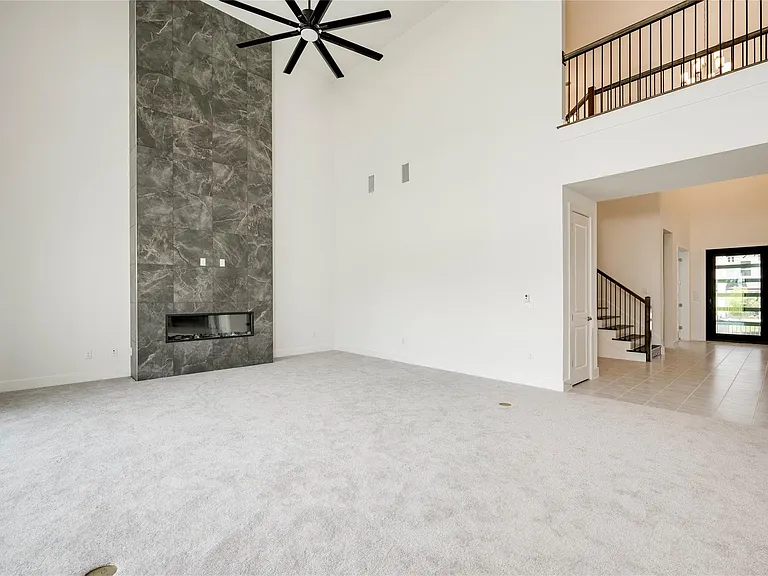 2420 Sondrio Bnd — Photo 27