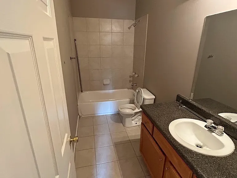 1198 Joseph E Boone Blvd NW #A — Photo 13