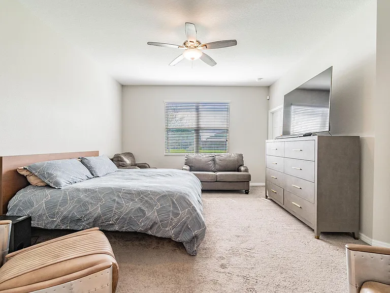 8135 Roma Dune Dr — Photo 10
