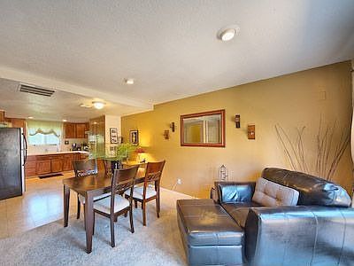 Two tone paint continued through the dining area.