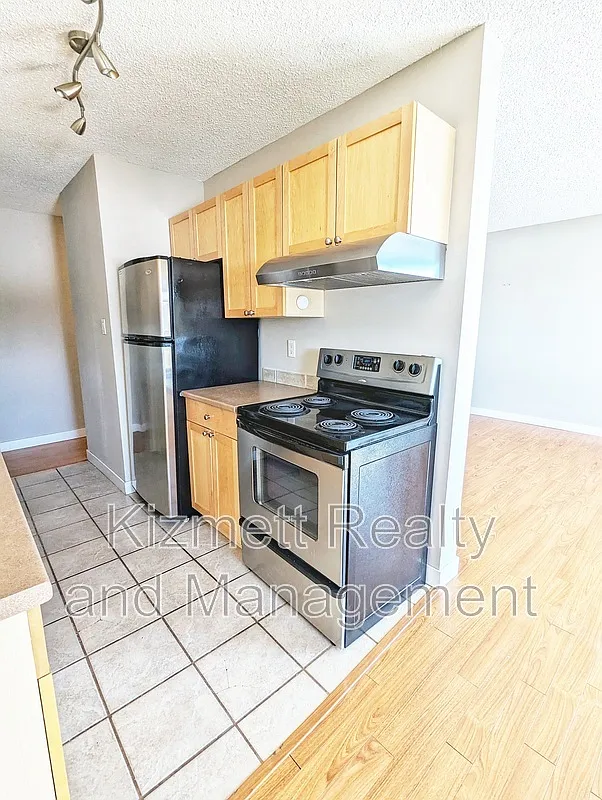 2 bed, 1.0 bath, 800 sqft, $1,650 — Photo 4