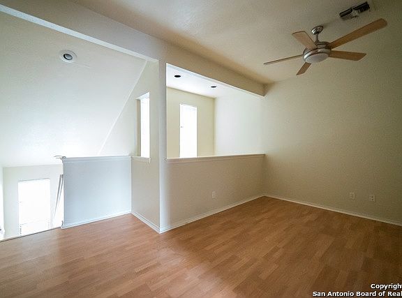 4th image of 11001 Wurzbach Rd APT 303