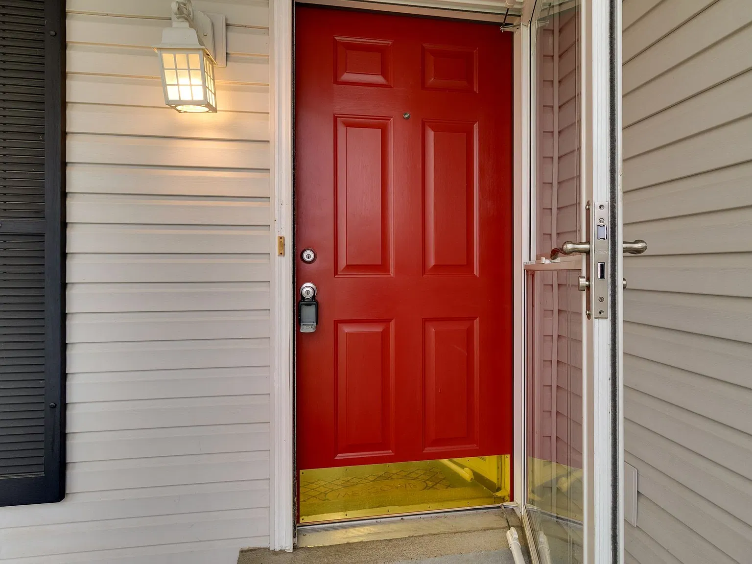 3 bed, 1903 sqft, $2,500 — Photo 4