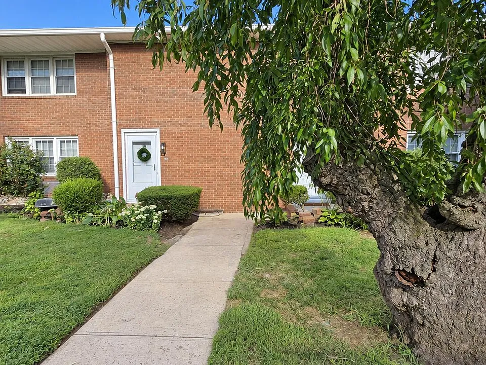 364 Westwood Ave #30