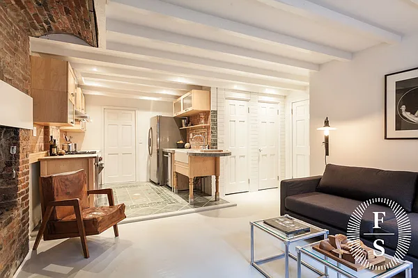 Rented by Pomona Malone Inc | media 19