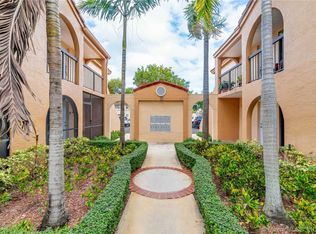 18286 Mediterranean Blvd #32, Hialeah, FL 33015