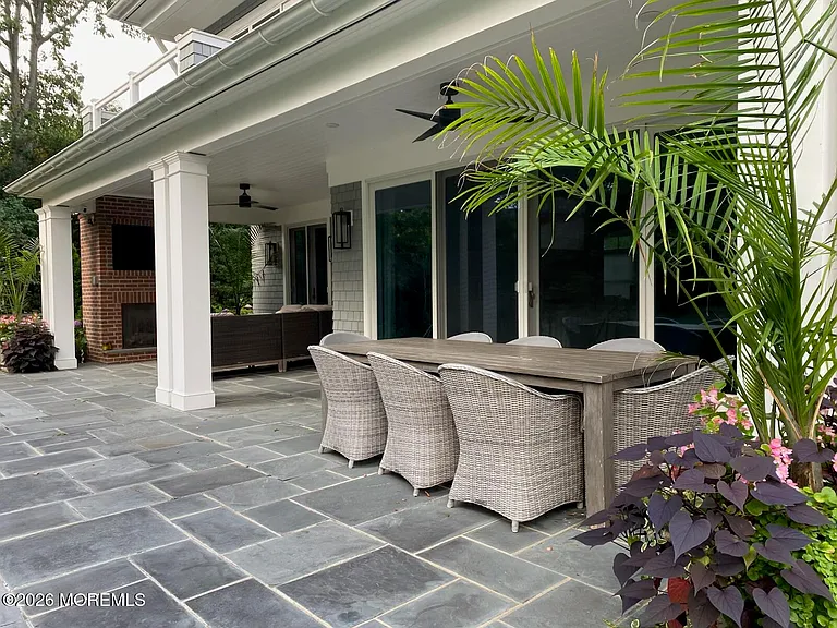 5 Red Oak Dr — Photo 13