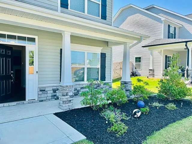 238 Gordon Park Blvd — Photo 3