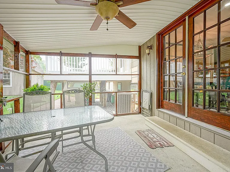 2 Catalina Ct — Photo 25