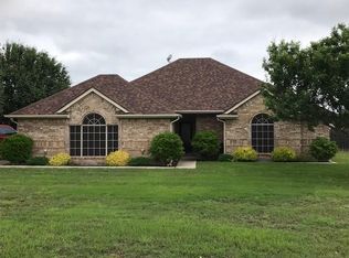 112 Cinnamon Ct, Weatherford, TX 76088