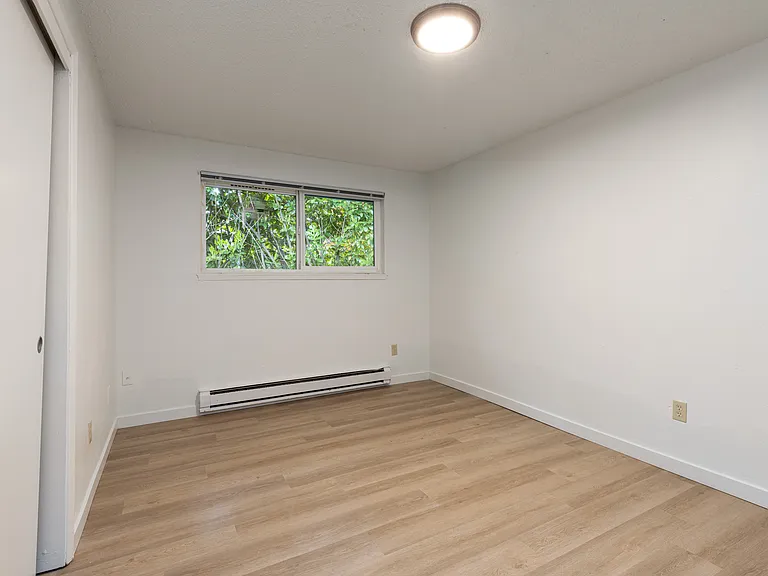Timberwood Apartments — Photo 24