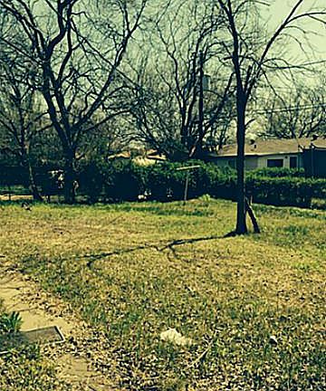 3rd image of 121 W Baron Pl