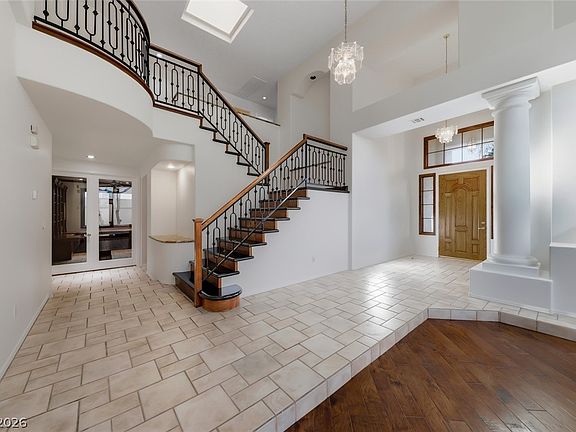 3rd image of 8821 Montagna Dr
