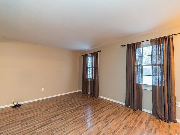 5th image of 2338 Wienburg Dr