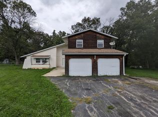 8331 Old Lebanon Troy Rd, Troy, IL 62294