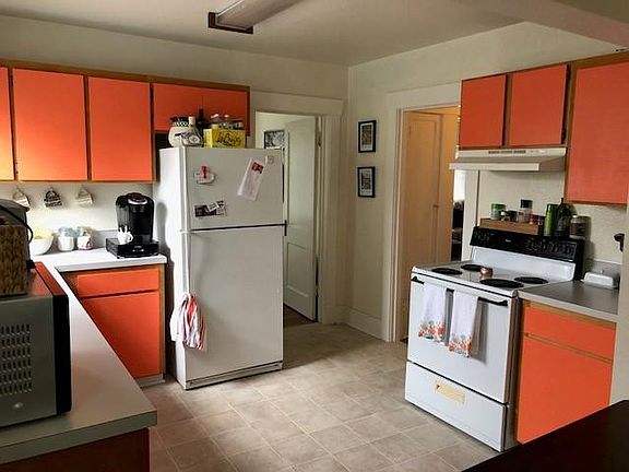 5th image of 7432 4th Ave NE APT A