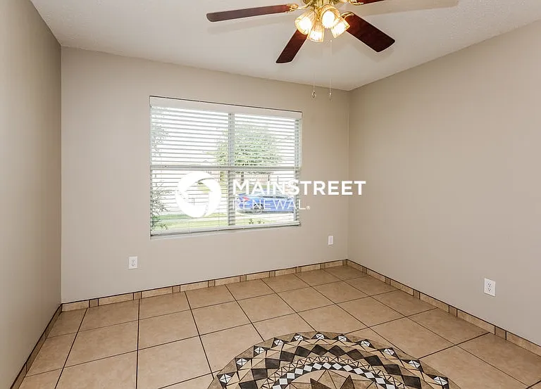 4820 Trail Hollow Dr — Photo 6