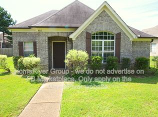 8911 Macon Rd, Cordova, TN 38018