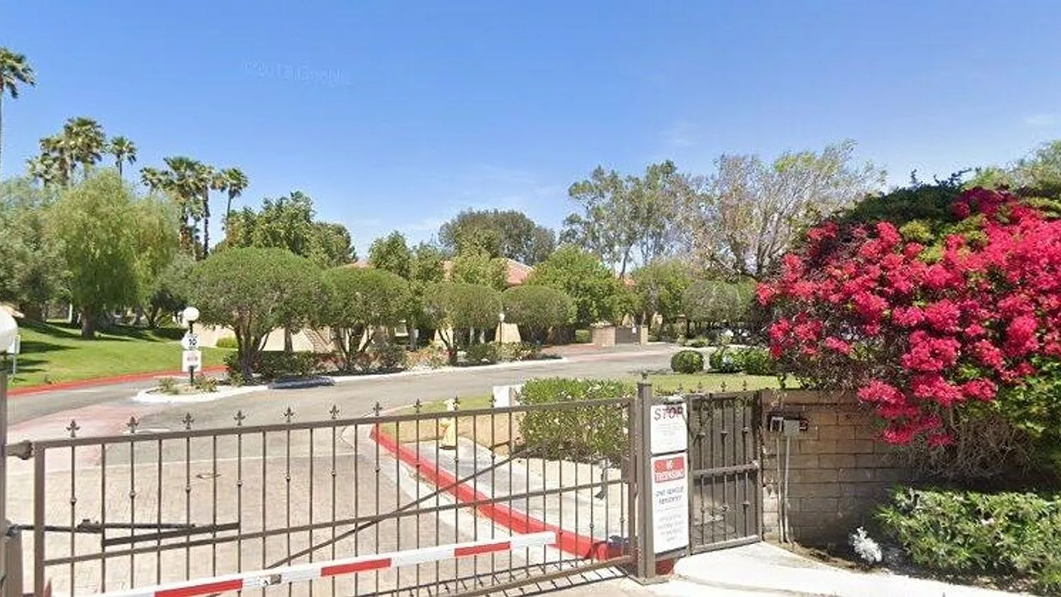 Charming 1BR Condo in Palm Springs — Photo 1
