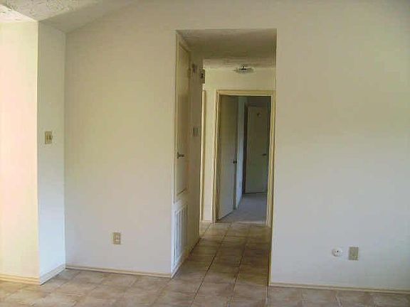 2nd image of 1746 Jo Ann Ln