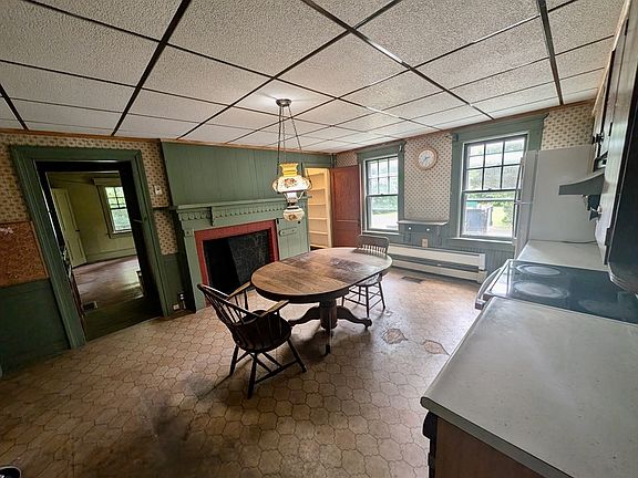3rd image of 21 South St