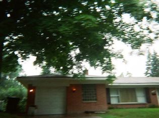 23361 S Riverdale Dr, Detroit, MI 48219