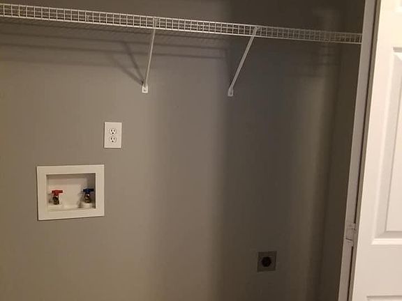 3rd image of 140 Ironwood Way