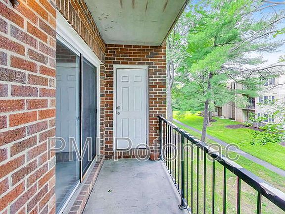 4th image of 18310 Streamside Dr APT 203