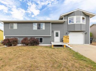 3616 Hemlock St, Rapid City, SD 57701