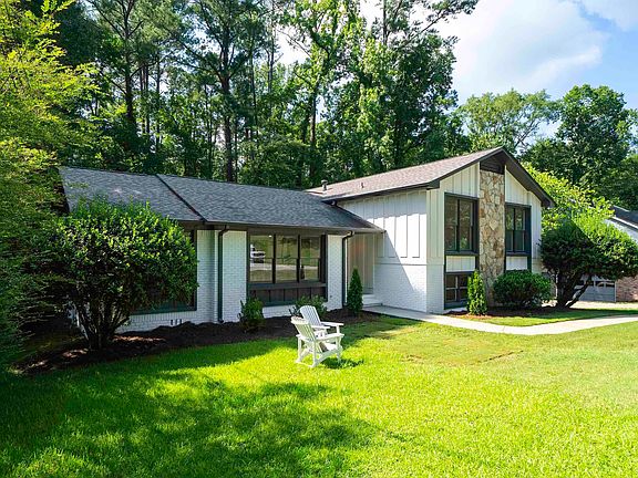 3rd image of 1385 Atkins Trimm Blvd