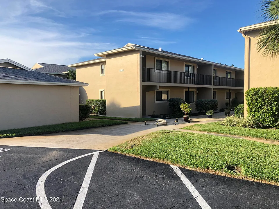 110 Desoto Pkwy #11