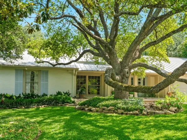508 CANTERBURY HILL ST, San Antonio, TX 78209