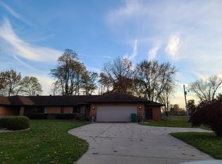 28688 County Road 16, Elkhart, IN 46516