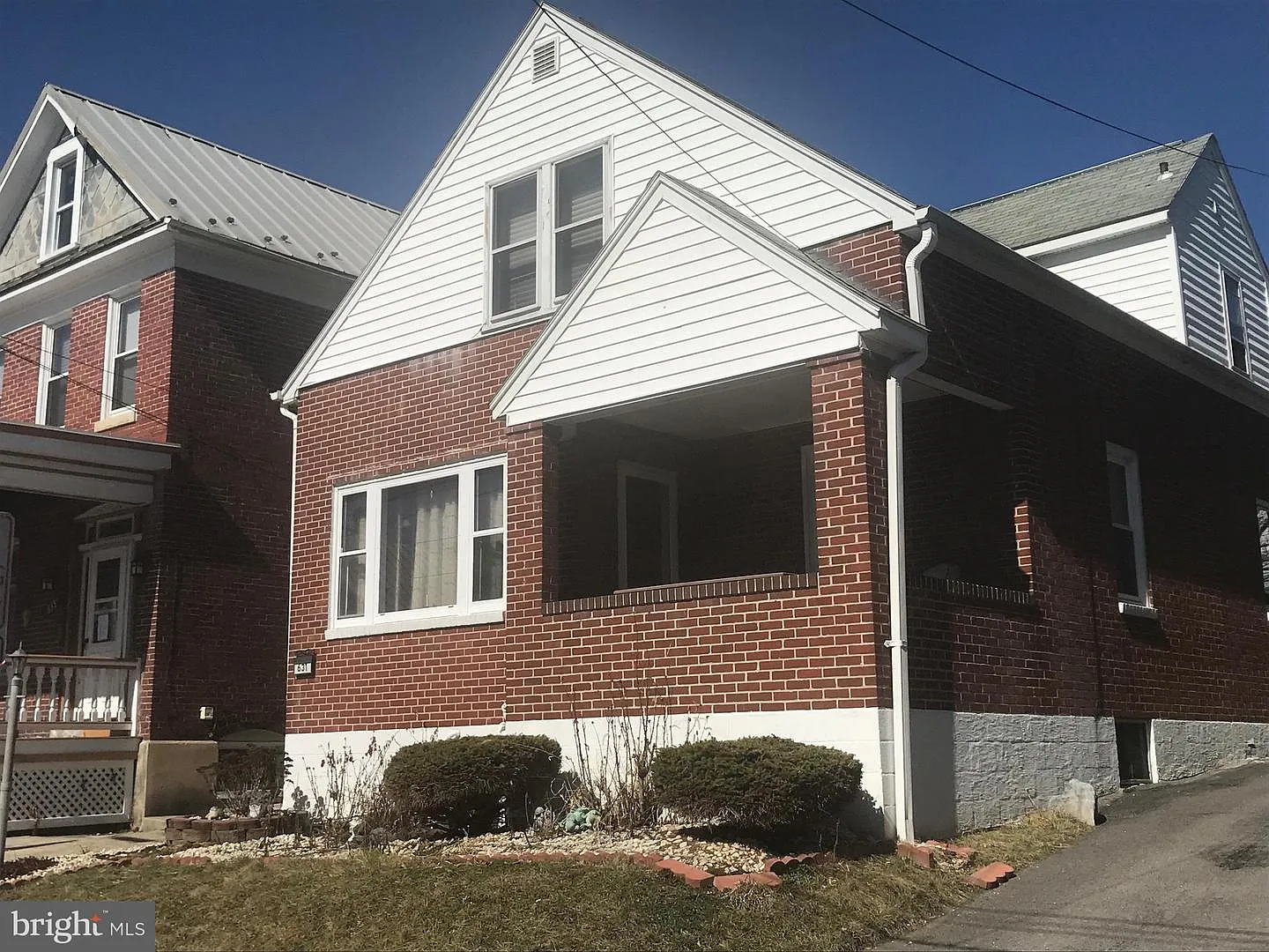 631 Shriver Ave photo 1