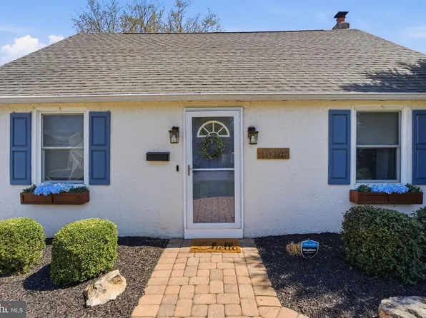 1014 Thrush Ln, Audubon, PA 19403