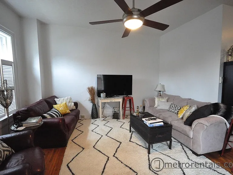 738-740 Mohawk — Photo 8