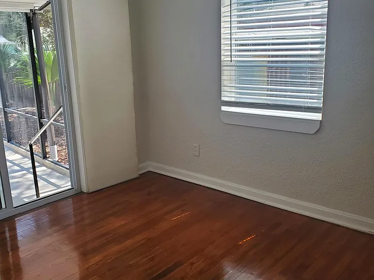 3911 W Morrison Ave — Photo 12