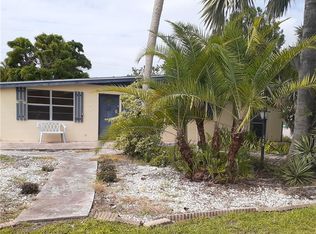 167 Hibiscus Dr, Fort Myers Beach, FL 33931