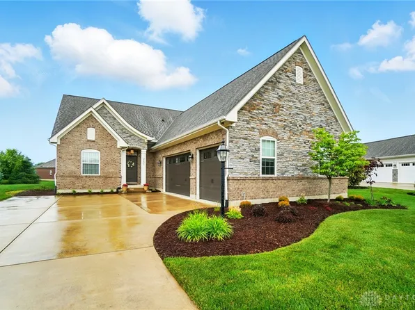 2037 Lariat Ct, Dayton, OH 45458